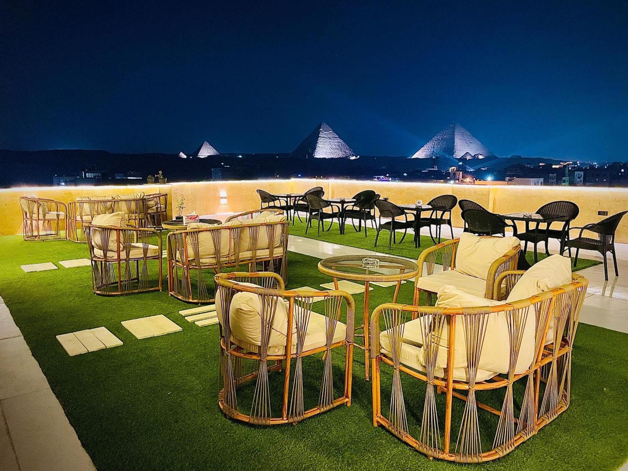 Palm Pyramids View Inn Kafrat al Jabal Exterior photo