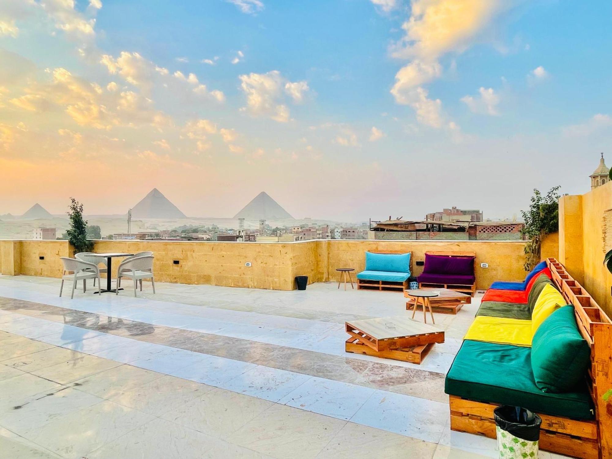 Palm Pyramids View Inn Kafrat al Jabal Exterior photo